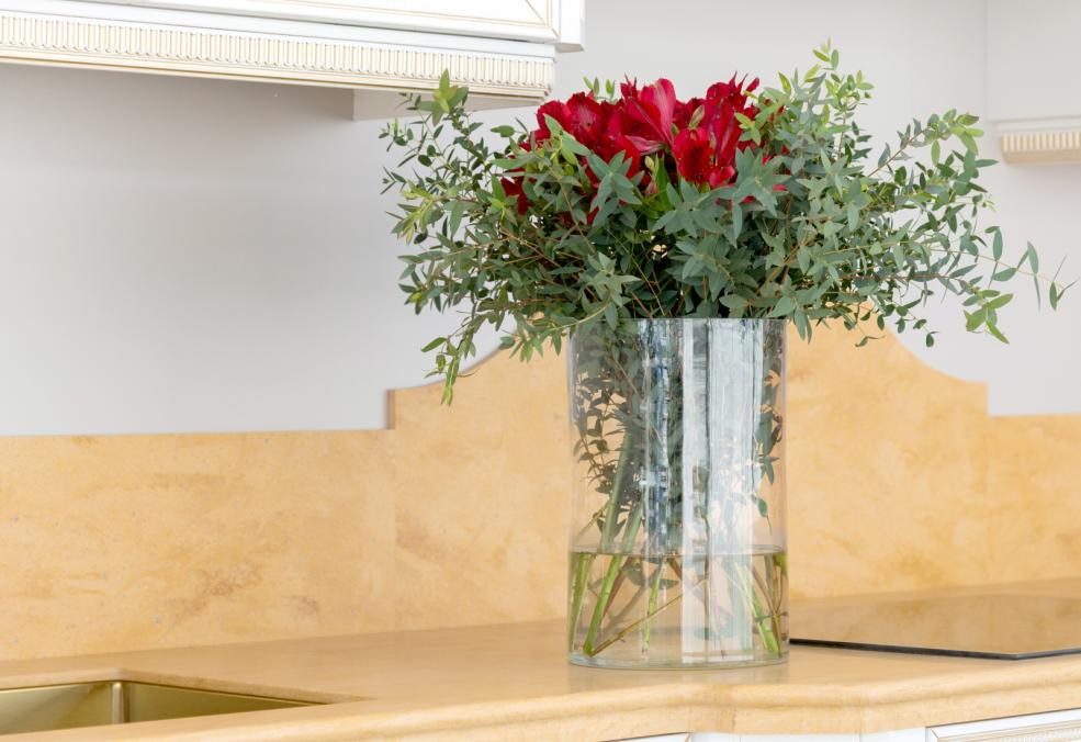 letsfeedyou's tweet image. Forgot the fresh flowers? Order online and we'll deliver! #Edmonton #FlowerDelivery bit.ly/1UgIWkT