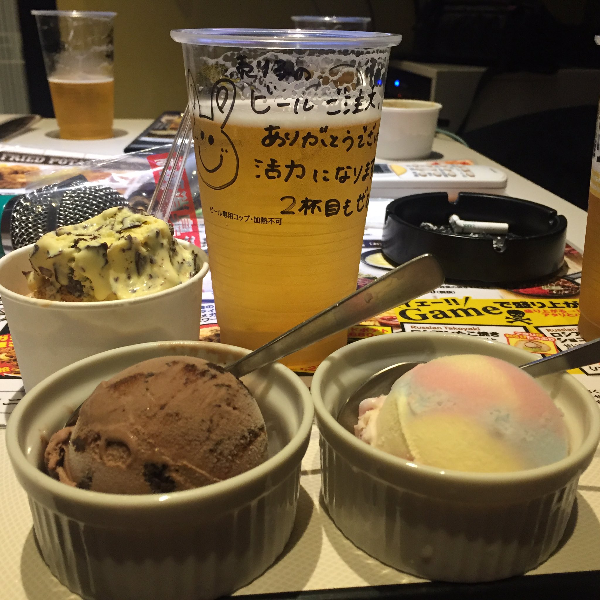 טוויטר アカンな 同好会 בטוויטר カラオケの鉄人 新橋 アイスクリーム300円食べ放題やら東京ドームビール売り子提供の生ビール590円やらカラオケ以外に楽しめるっぴな O T Co Nnvkb8yd0c