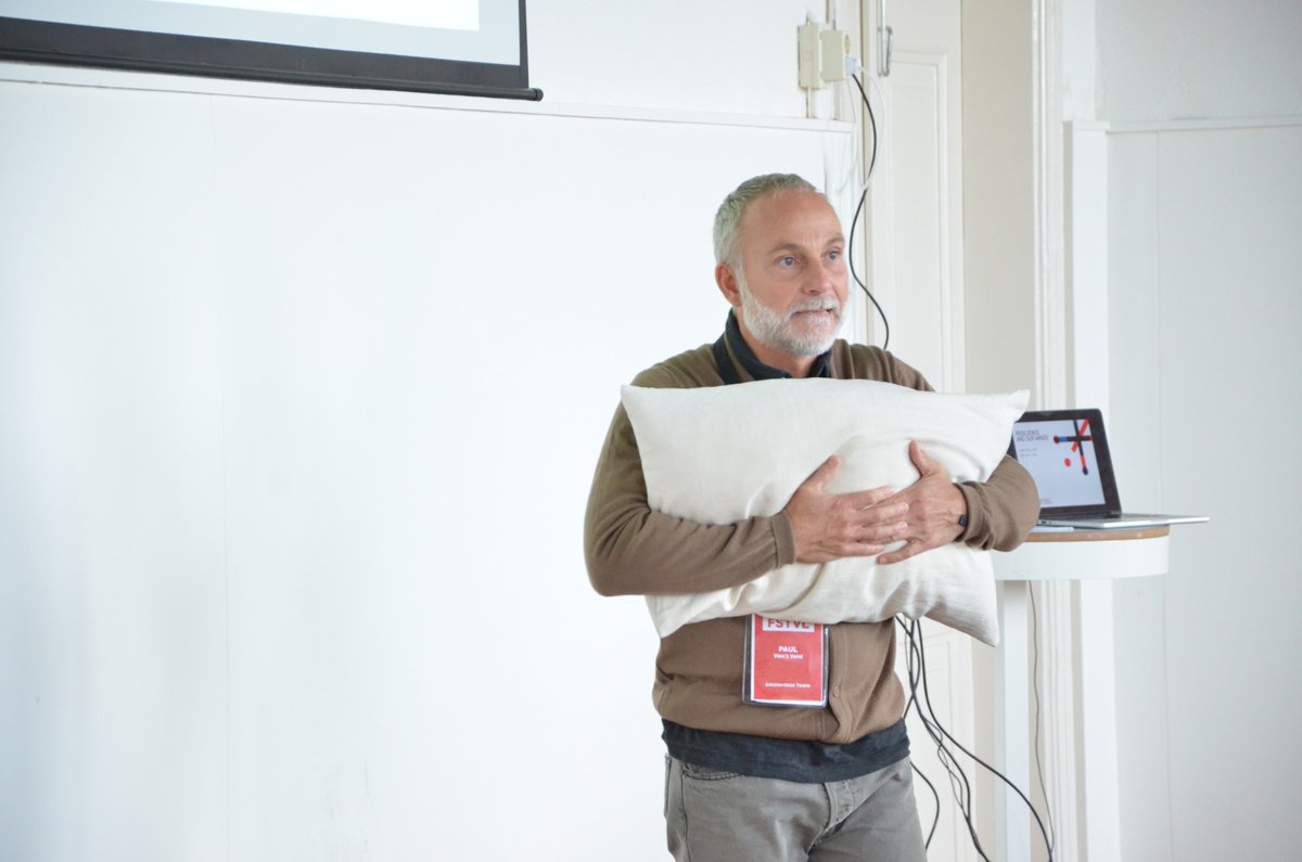THNKschool's tweet image. #FSTVL Afternoon Day 2. Meeting adversity head-on and reframing personal setbacks.
