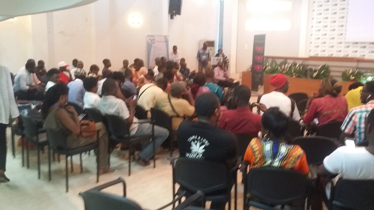 kamerkonnection's tweet photo. The opening in a minute #Blogforumdla full house as usual #digital #communication on a rise in #Cameroon https://t.co/fyVEDkenbF