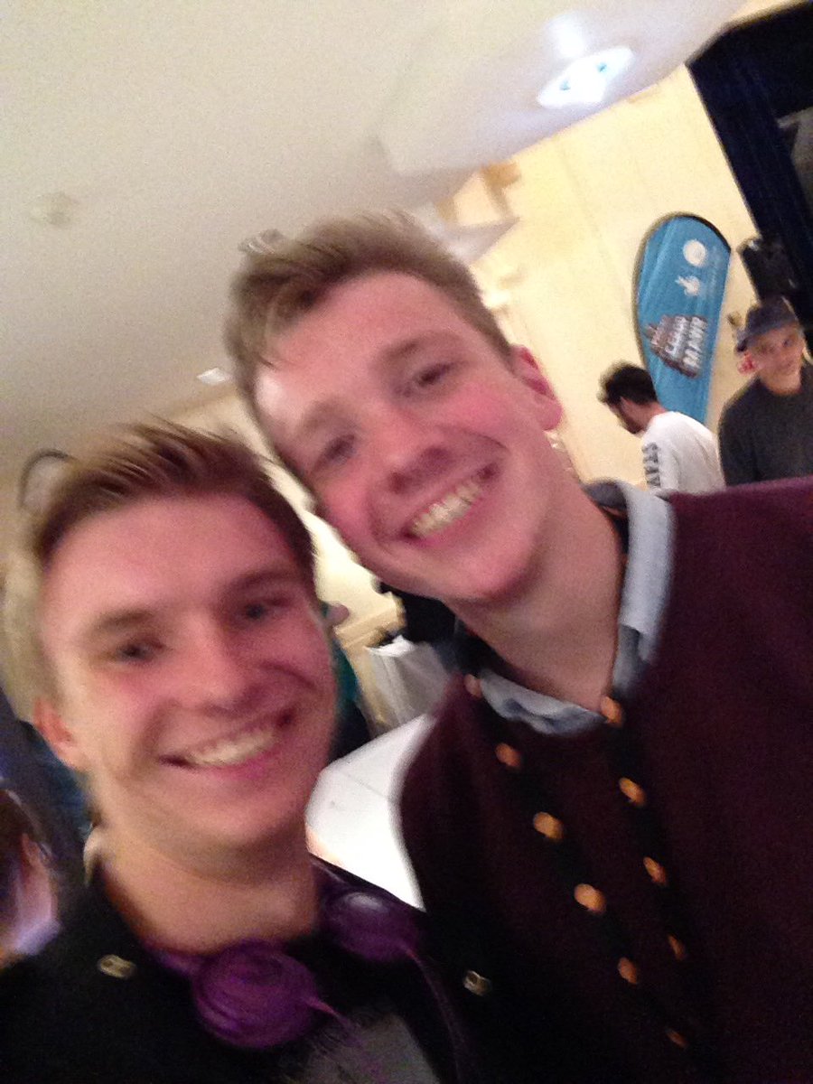 EvanDavis0's tweet photo. Bad quality photo but great quality day with @MrChristianWebb hosting! https://t.co/Mn3UfIRSQr
