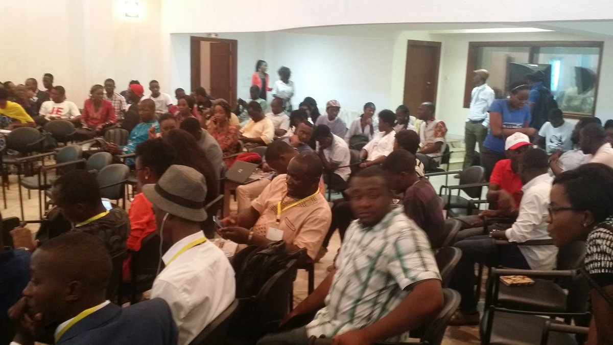 kamerkonnection's tweet photo. The opening in a minute #Blogforumdla full house as usual #digital #communication on a rise in #Cameroon https://t.co/fyVEDkenbF