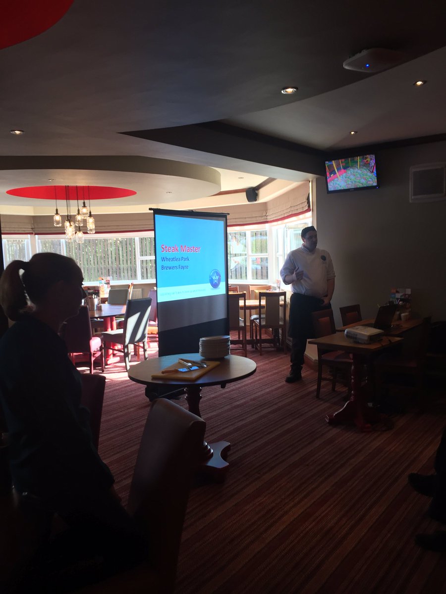 Laura Garner tweet media