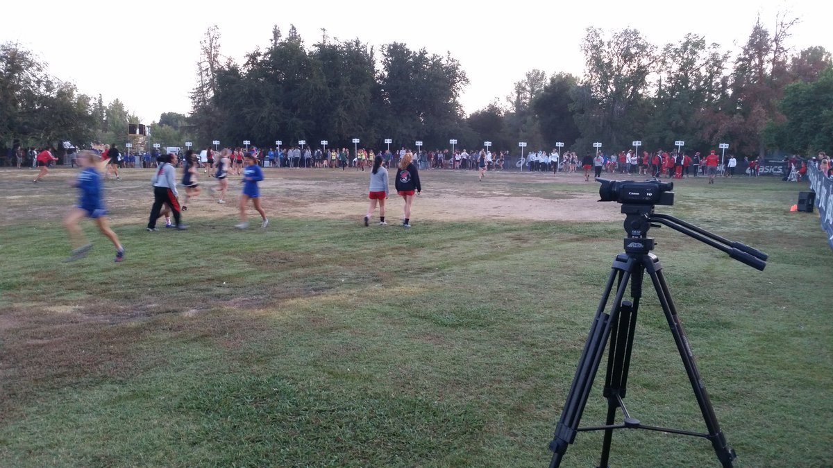 donalpearce's tweet photo. The prestigious Clovis Invitational begins in ten minutes! #DyeStatCAL #RunnerSpace #Clovis Invite #FinishedResults https://t.co/thj1NB4RHj