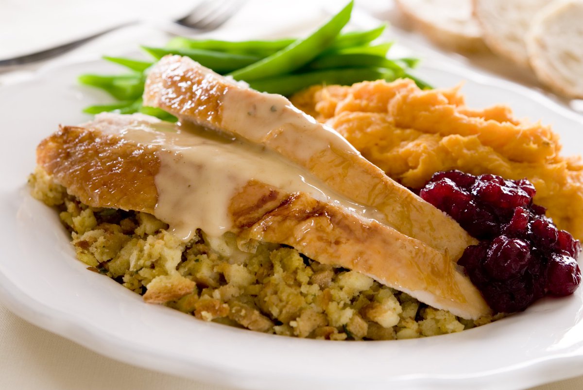 AngelosBakery's tweet photo. Let Angelo's do the preparing, planning &amp; clean up while you enjoy our Festive Turkey Dinner with loved ones for only 8.99. #ldnont https://t.co/Tl0PkH3JTq