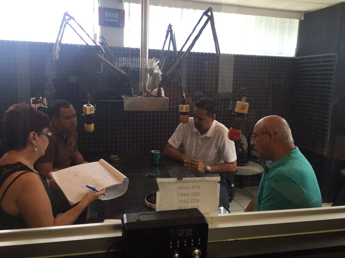 JoitoPerez's tweet photo. Programa de radio junto a nuestros líderes @AlcaldeCamuy @Jeroncito2016 @pnp_pr @SenadoPNP https://t.co/uCTbl6QSO9