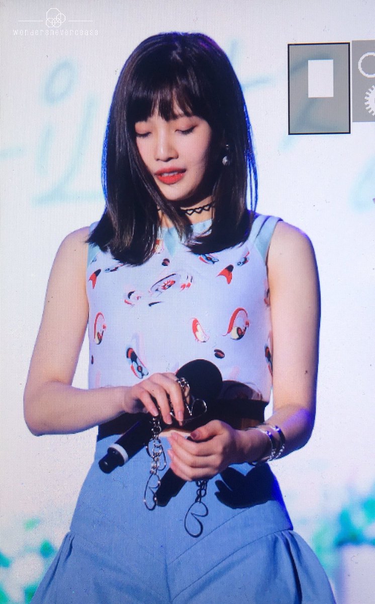 WNCJOY's tweet photo. 161008 박지윤의 가요광장

#레드벨벳 #조이 #RedVelvet #Joy https://t.co/9NScKut5OE