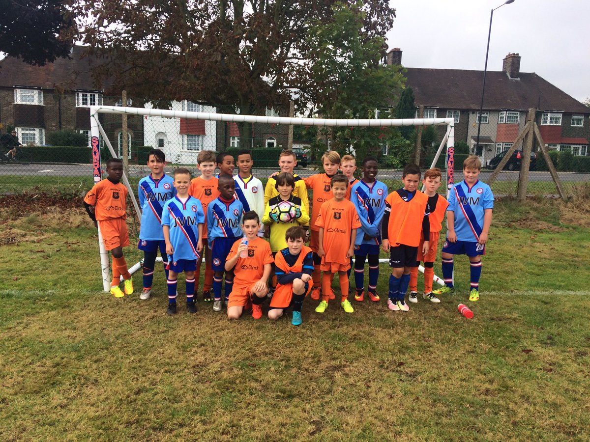 pete_dorange's tweet photo. Happy days for my @TeviotRangers U10's and great to play with our friends @baldonsportsfc Good Development game https://t.co/nPrx4zt4di