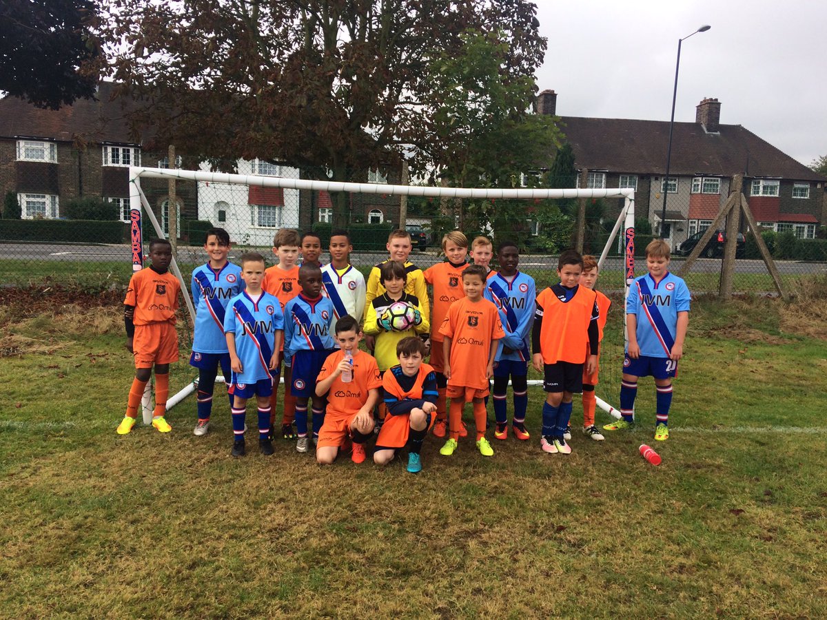 pete_dorange's tweet photo. Happy days for my @TeviotRangers U10's and great to play with our friends @baldonsportsfc Good Development game https://t.co/nPrx4zt4di