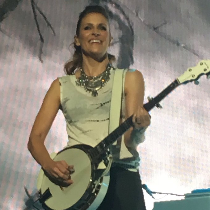 @EmilyRobison priceless! You are so beautiful 😍 https://t.co/kC0I6Ihea7<a class="tags" target="_blank" title="On Twitter" href="/?out=eyJ0eXAiOiJKV1QiLCJhbGciOiJIUzUxMiJ9.eyJpYXQiOjE3MjE2NzcxNjAsImlzcyI6InR3cG9ybnN0YXJzLmNvbSIsIm5iZiI6MTcyMTY3NzE2MCwiZXhwIjoxNzUzMjEzMTYwLCJyZWRpcmVjdF91cmwiOiJodHRwczovL3R3aXR0ZXIuY29tL0VtaWx5Um9iaXNvbiJ9.BeL1lSJ-GU_uXET_cmMlo0TzXSqUcRXmnRsaS8-YXBVfoABiwrdla83njUQdG3bHUSisYMhVPN1SfVIuJrJkUw">@EmilyRobison</a><a href="/tag/fan"class="tags"><span>#fan</span></a>
