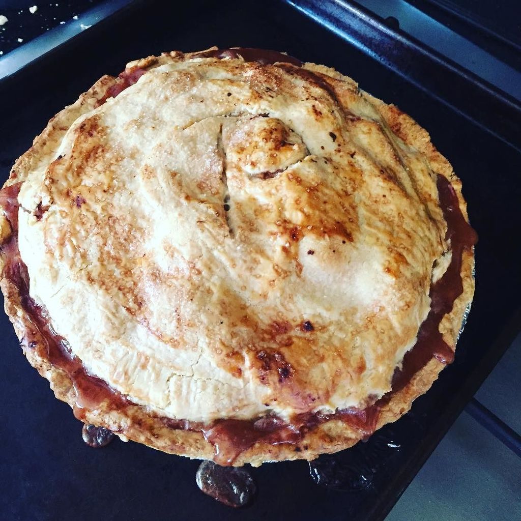 LdnDeveloper's tweet photo. Apple pie is complete #LdnDeveloper https://t.co/6cpzNkd66o https://t.co/NeZEdfE3AU