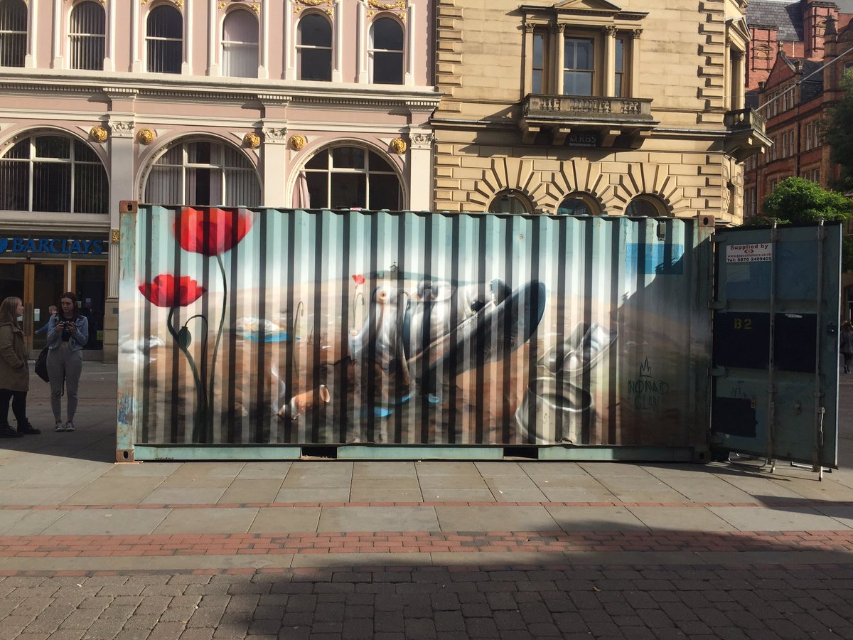 robinwscott's tweet photo. Lovely work by @Nomad_clan in St Anne's Square #streetart #containerproject https://t.co/sr0ox3OsM2