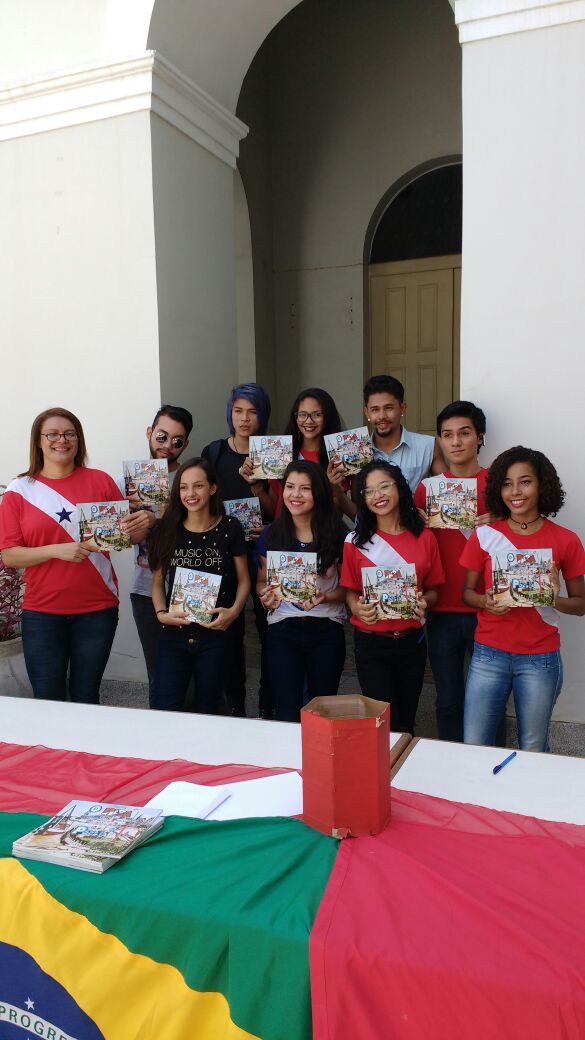 evwly's tweet image. Dia 06/10 ocorreu o lançamento do livro "O Pará em verso e Poesia" no Antônio Lemos, em comemoração aos 400 anos.