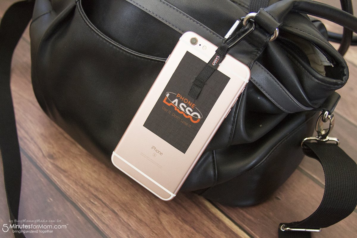 5minutesformom's tweet photo. Have you ever lost or dropped your phone?
You need a @PhoneLasso - Enter to win 1 of 5 kits
https://t.co/TmfYYaQdYE #ad #giveaway https://t.co/FfqQ5zlJdB