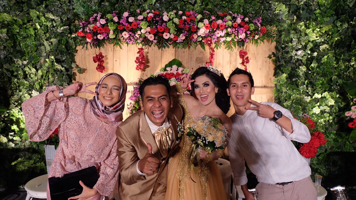Pancatia's tweet photo. Yyeehhaaaa #mandahanzhalal https://t.co/SjiMYM5u5U