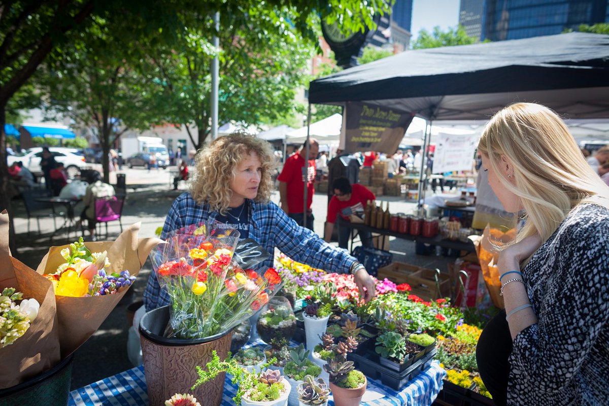 The final <a href="/renewfestival/">Re:NEW Festival</a> Farmers and Artisan Market is today! Stop by Market Square between 10 - 4! ow.ly/tPC7304XyAM