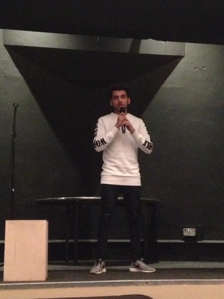 Gergo_YMCA's tweet photo. Young champions just put on an open mic event! @YMCASwansea #bigmusiccdd #openmiclivecdd https://t.co/j6Loa45TZ6