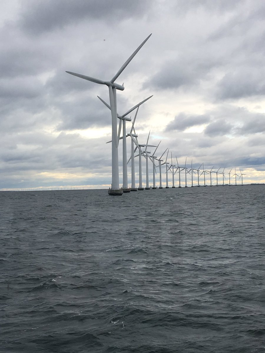 nigeldrcotton's tweet photo. Approaching offshore wind farm- @Go_Copper #IPM16 https://t.co/CLbucpCWtt