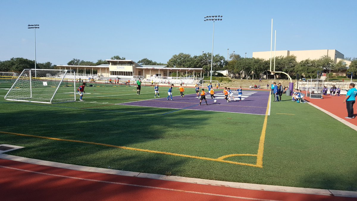 escee08's tweet photo. #GameOver for @KIPPSATX #UnMundo #YellowTeam #GoKIPP #SoccerSaturday #SoccerTime #CantuFamFitness https://t.co/wVQYp3ndIs