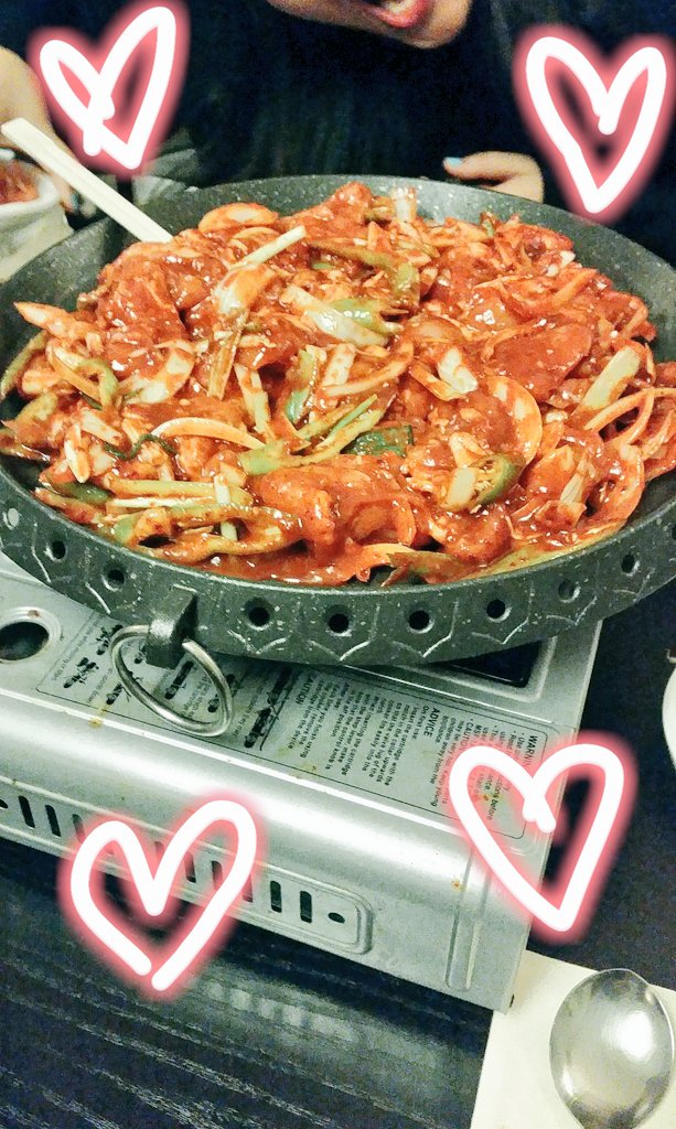 QueencessCrew's tweet photo. Yesterdays dinner #QueensDinner #QueensFood #QueencessCrew #QCCπ #koreanfood https://t.co/B7OtLyHzjG