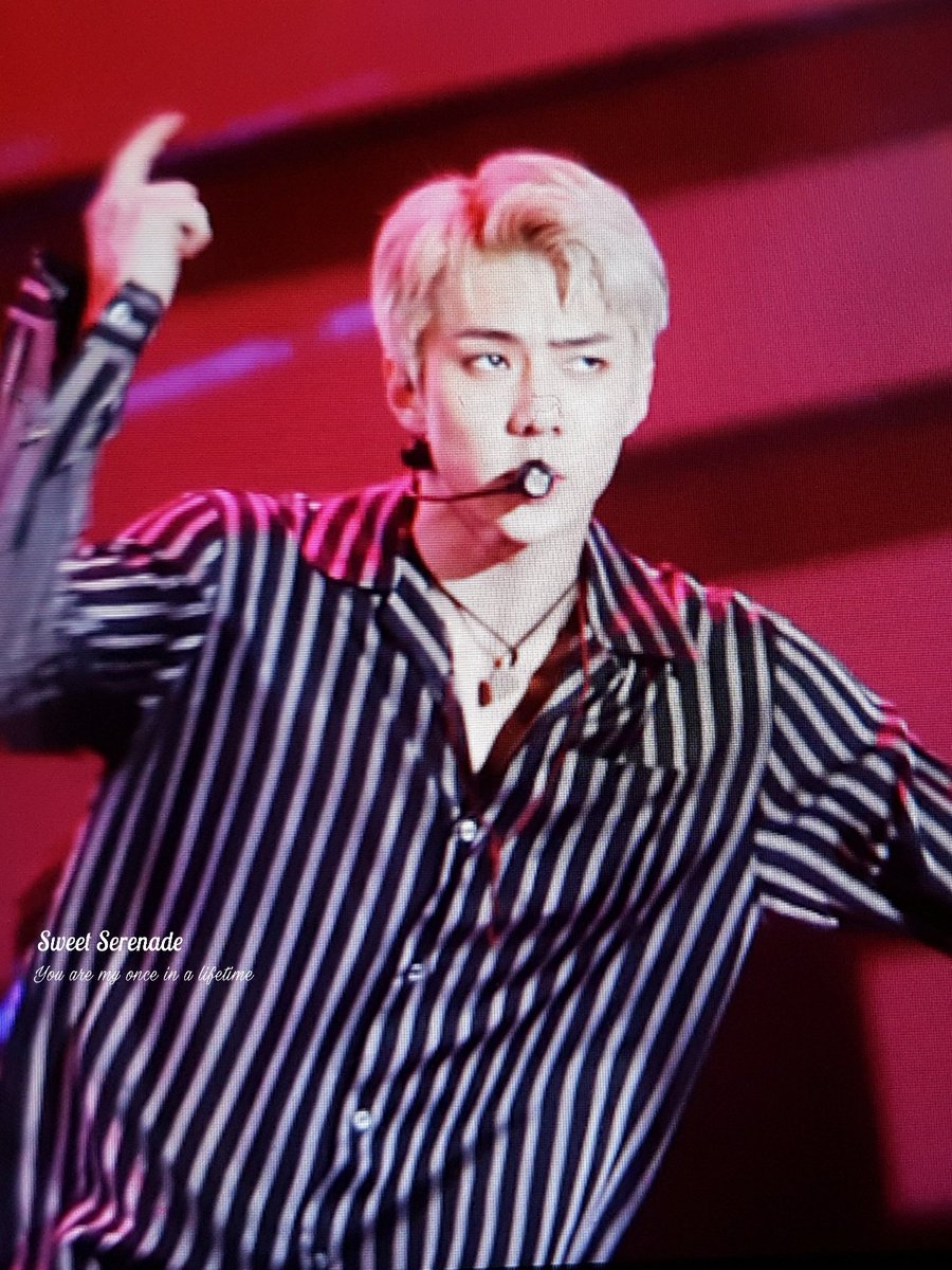 SweetSerenadeSH's tweet photo. 161008 MBC KOREAN MUSICWAVE #SEHUN #세훈 that's right, my type!💕 https://t.co/ONrHuowE3l