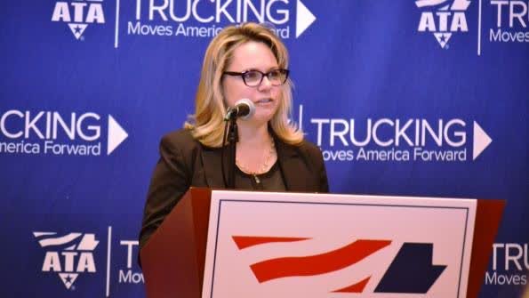 AAofOO's tweet photo. Park My Truck is a new FREE mobile app to help truck drivers find available  parking. #TruckingNews #CoolNewApp https://t.co/wWXQNsQXDY https://t.co/5HWIez5Jtu