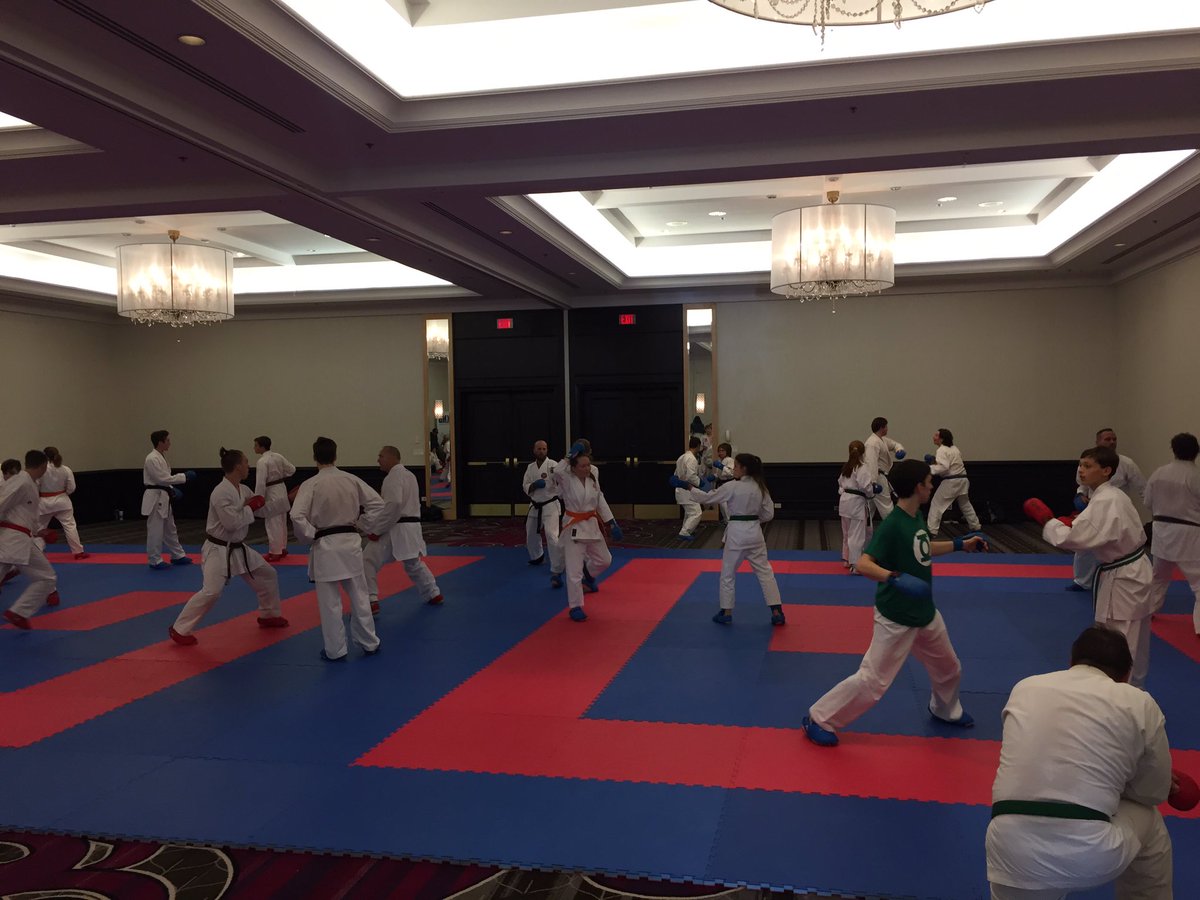 karate_nb's tweet photo. Karate NB head coach Randy Rix leading a packed Kumite clinic at #Atlantics2016 https://t.co/4vZug7XQiE