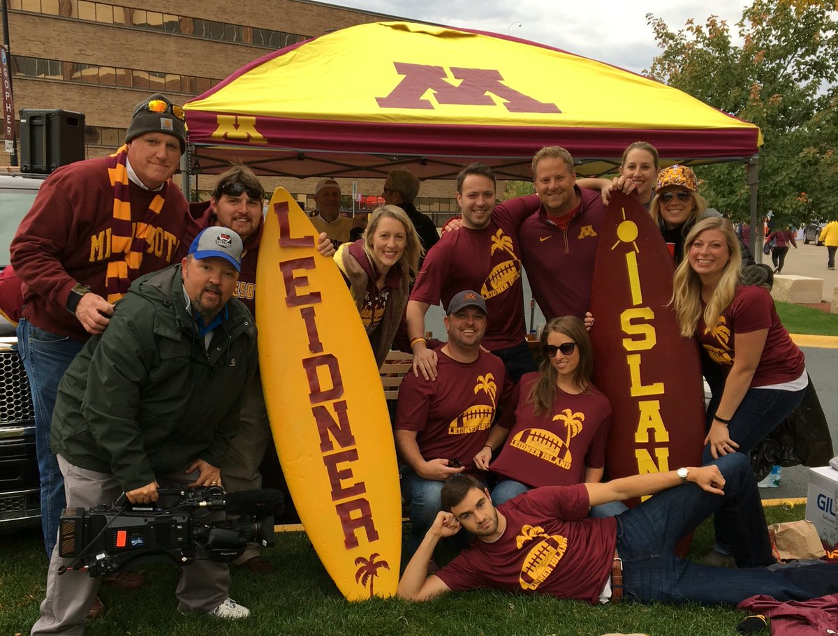 RowsBowl's tweet photo. The Island is set up in the Gopher Lot, @ESPN has been here where are you??? #shirtsavailable https://t.co/xZKLbkkObV
