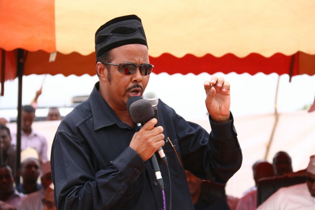 HonAdenDuale's tweet photo. We will not allow terrorists to divide our nation along ethnic and religious lines. Kenyans will continue to unite against terrorism. https://t.co/Qaxf3roPlF