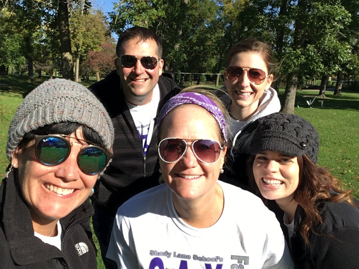 mei_bradley's tweet photo. @MuKristy @connerashley123 @lasersteindan @SLPJordanMKE at the color run! https://t.co/Rem0liGCkT