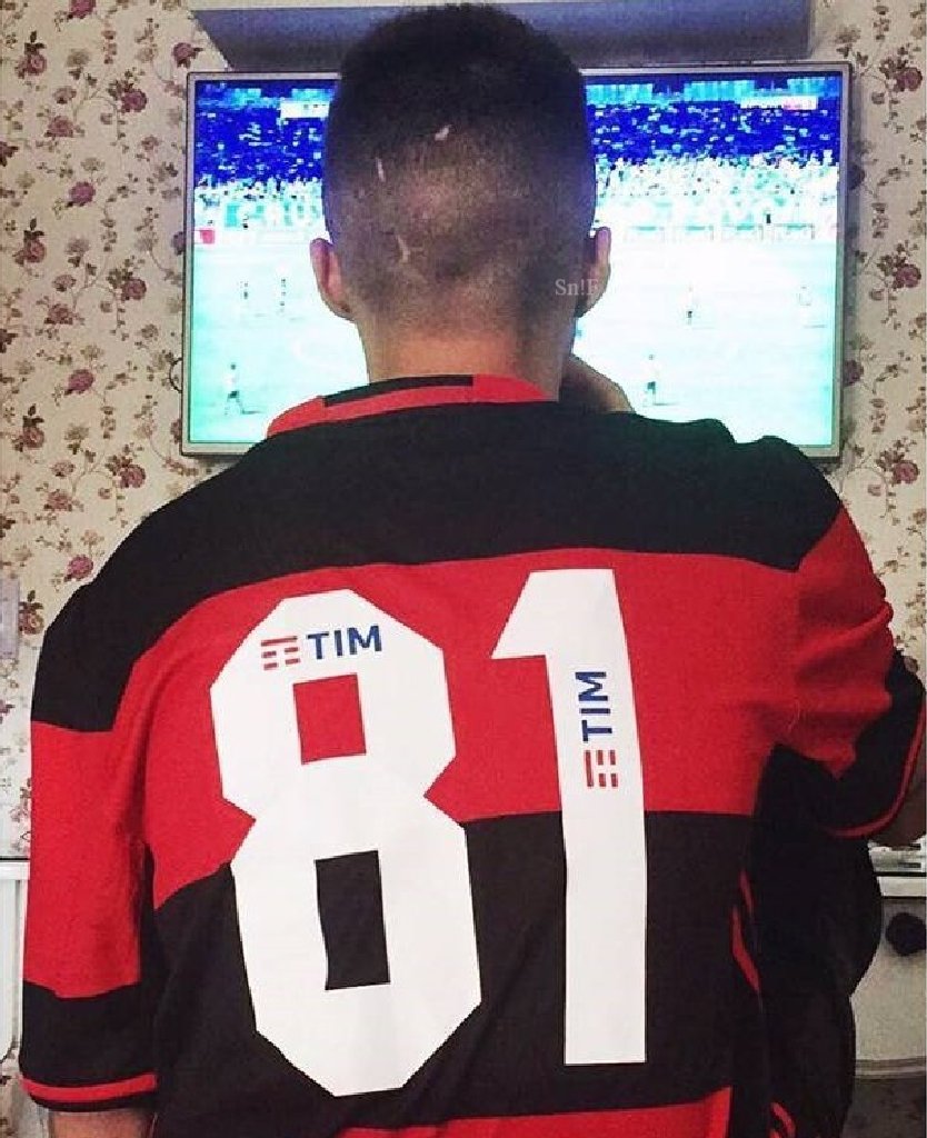 snifshell's tweet image. 