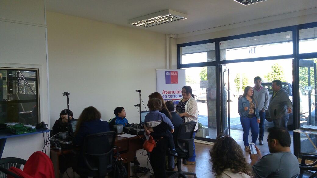 MAngelica_Silva's tweet photo. En estos momentos @RegCivil_Chile en @DelegPlacilla hasta las 13:30hrs. Ced. Identidad, clave única y pasaporte https://t.co/cp1edL5uQw