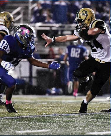 HS__Sports's tweet photo. BVA's 🏈 #TouchDownMaker Nick Hall rushed for 156 Yds for the Leps at Trinity. https://t.co/32UNbtym9w