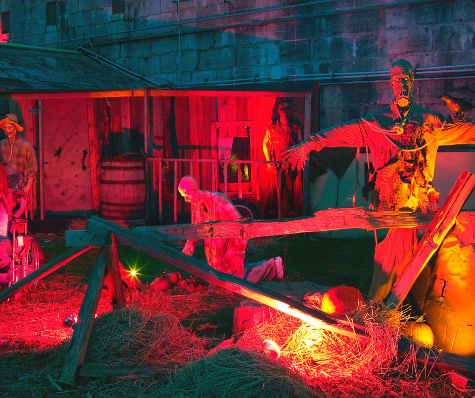 FortHenry's tweet photo. Have you added #FortFright to your fall bucket list yet? Let's help you cross it off: https://t.co/DleqXxjRmW #ygk https://t.co/l4q3IASmBZ