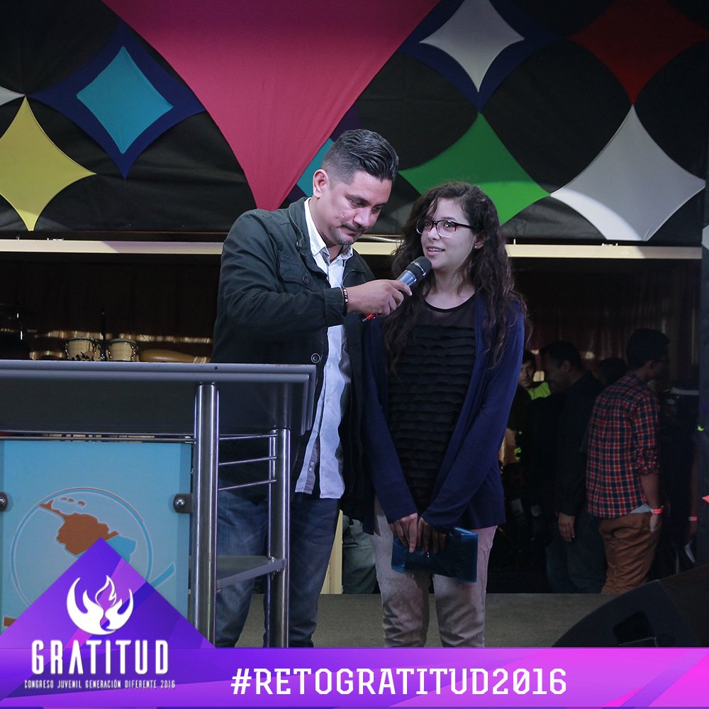 GeneracionD_'s tweet photo. Ganadores del #RetoGratitud2016 Arturo Antonio Cardozo y  Barbara Fernandez
#Gratitud2016 https://t.co/mQ0KDSHt60