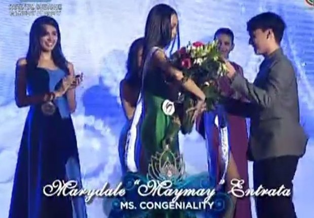 MayWardOfficial's tweet photo. Twinnie moments!! ❤ Sinong kinilig? Omg talaga!!! Nag level-up ang MayWard, may call sign na. (cto)

MAYWARD RisingLoveteam https://t.co/uqSR78ZT4e