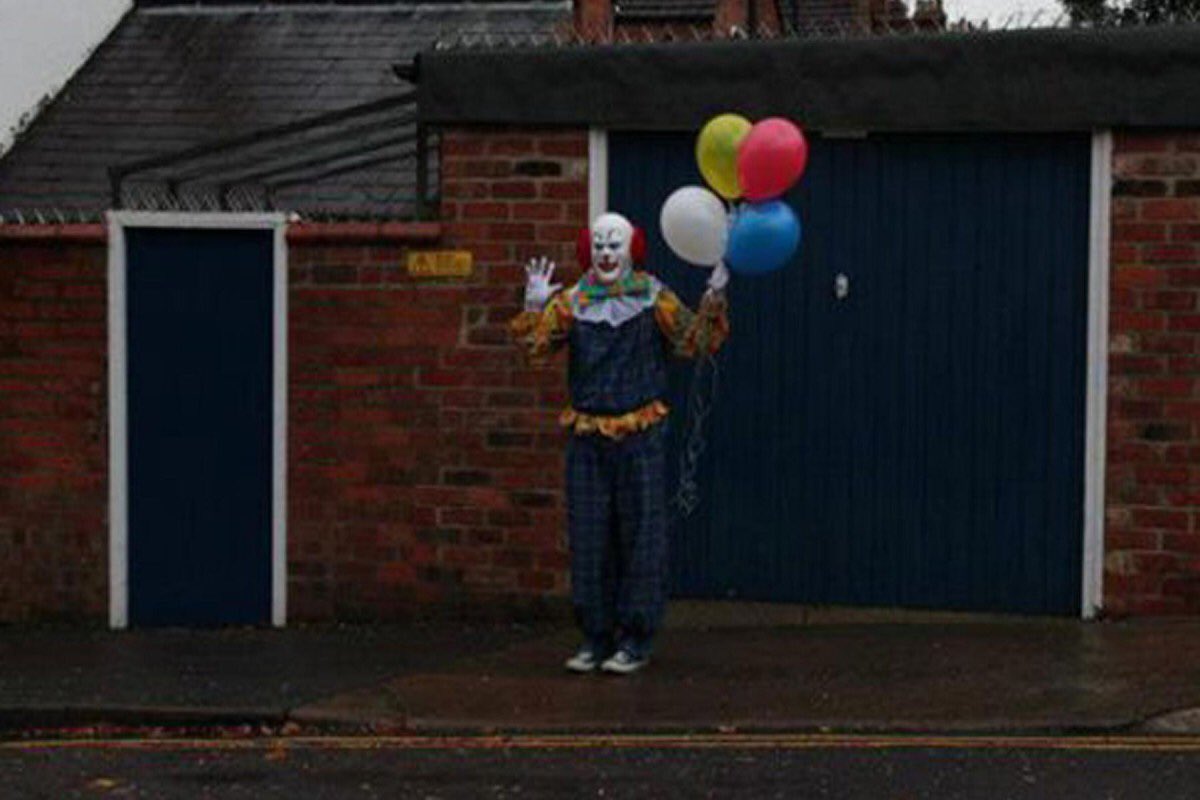 anhsxcmemes's tweet photo. these clown sightings are getting out of hand https://t.co/QvubxVXVUf