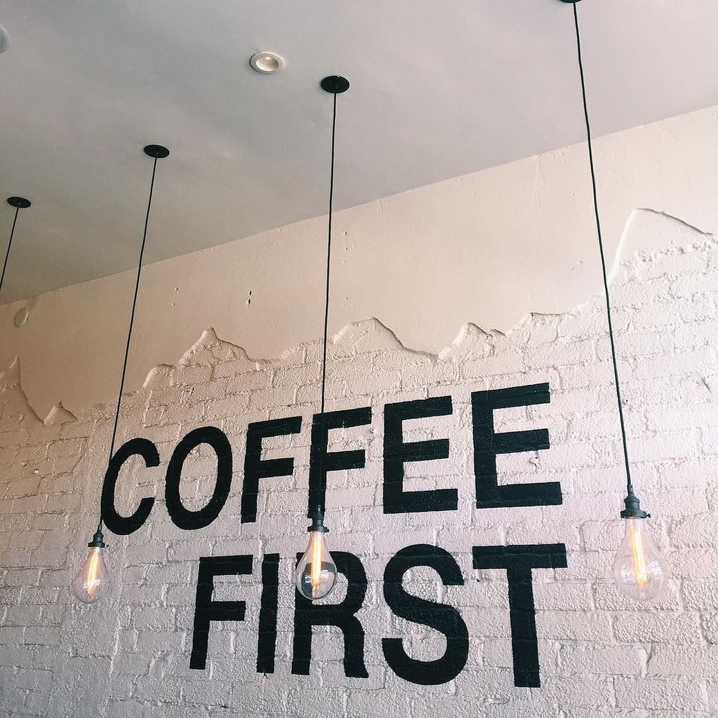 lovedetailed's tweet photo. Everything else second....happy weekend friends! ☕️ https://t.co/UZezfzTyB4