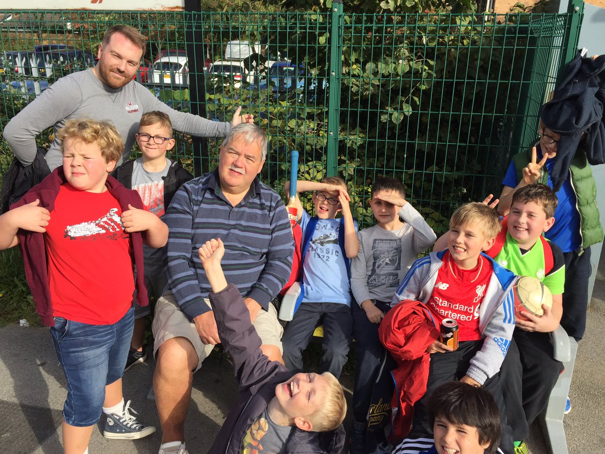 Great day out with the jnrs! #freshfield #beach #icecream #BB