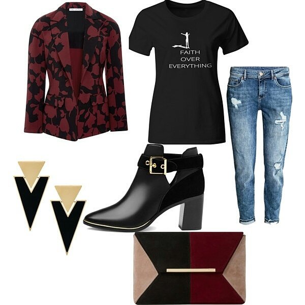 FaithTees1's tweet photo. How to style your faithover_everything tee for the Fall..Www.faith-tees.com to order https://t.co/D0S96NcrM9