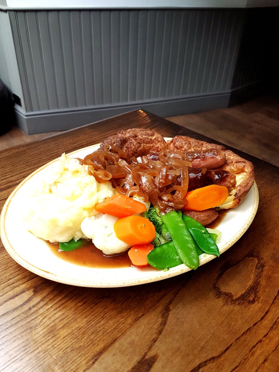 foundry_derek's tweet photo. Todays Specials Homemade Toad in the hole  £6.96 &amp; Chicken Fillet with Mushroom and Whiskey sauce £6.95.
Food served daily Tuesday to Sunday https://t.co/8ZUEkQyjDL