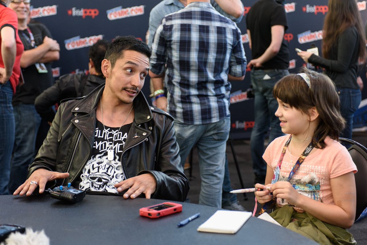 lisalcolangelo's tweet photo. How @IamGabrielLuna Ghost Rider is heating up @AgentsofSHIELD  reporting help from Gemma and @brypace pix  https://t.co/UYe793k6vj #NYCC https://t.co/hGiMcE8fx7
