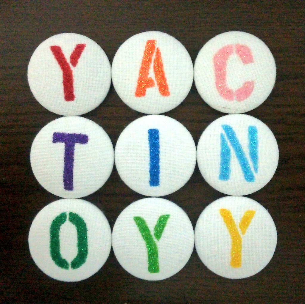 wintermagic_hm's tweet photo. なんとか缶バッジ間に合った･:*+.(( °ω° ))/.:+明日付けてく https://t.co/6LCp0iDCcE