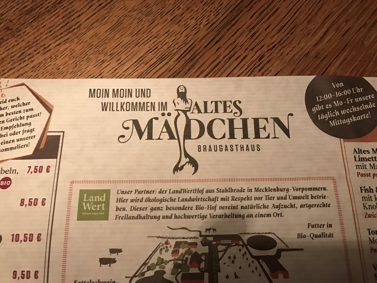 phoebelebrecht's tweet photo. Saturday night in #Hamburg ⚓️Great to see @GoCardlessDE &amp; @Gastrofix at work! 🍺🍗 #payments #fintech #sepa https://t.co/3wzuK6wivH