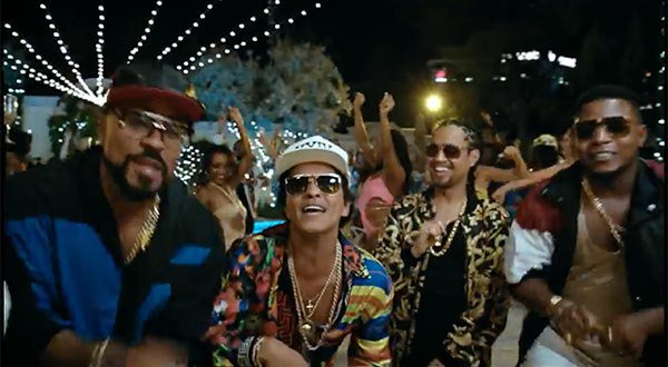 SoundOverMind's tweet image. Bruno Mars Drops Insanely Catchy New Song &amp;amp; Music Video — Watch ’24k Magic’ buff.ly/2d2t5p4