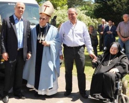 INFOen140's tweet photo. #CASOLOPEZ Declararon inimputable a la madre Alba https://t.co/lDGdlkIPvl