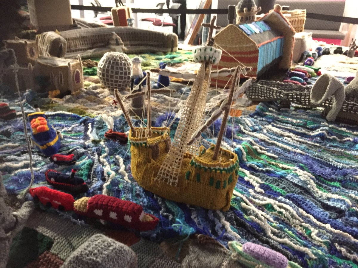 amandacsampson's tweet photo. 501 visitors to @BristolEnergy hub to see #briswool. Amazing 😀 https://t.co/a36CWhkVGd