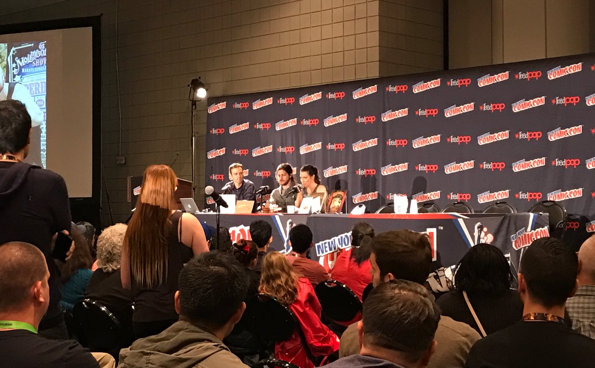 cyberaug's tweet photo. Q&amp;A time with @EvangelineLilly &amp; Rodrigo at the #Squickerwonker panel One of the SuperELfs asking a question. #NYCC https://t.co/N75m86muJb