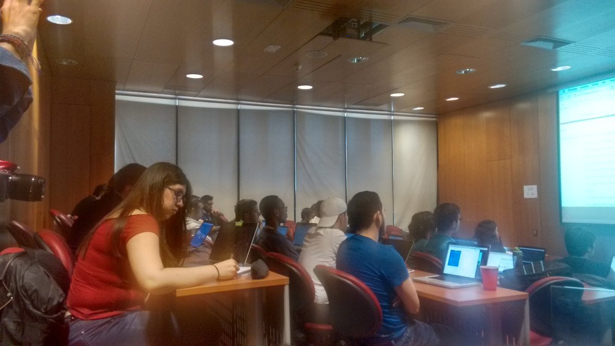 proinchileorg's tweet photo. #ProinWorkshop Nuestro primer Workshop dictado por @DMunozGaete #AngularJs se tomó #ProinChile RT RT @javascriptChile @iv_devs https://t.co/ldvFvHv5QR