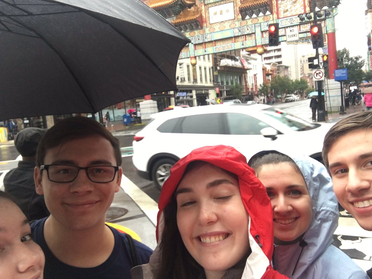 teamtablemanner's tweet photo. @bighuntGU #chinatowngate #teamtabblemanners https://t.co/7RjNTzm95B